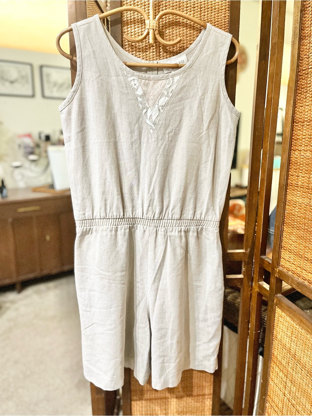 Vintage Adolfo Cream Sleeveless Linen-Blend Romper with Lace V Detail